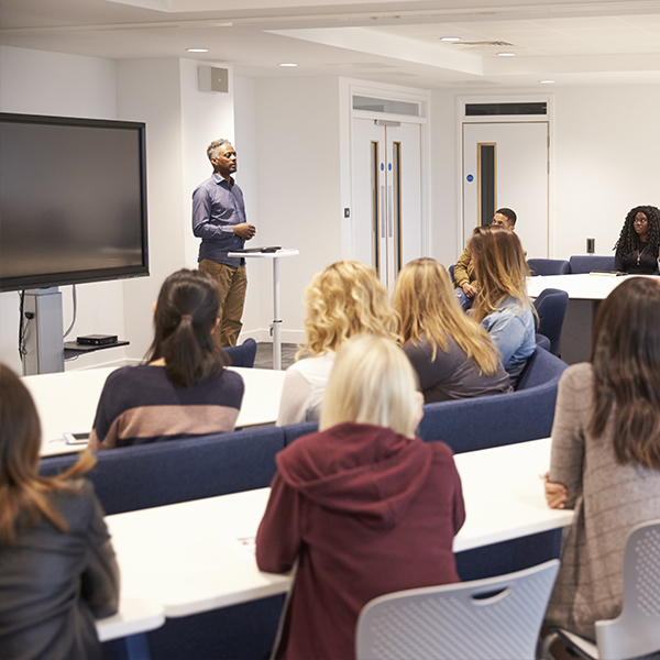 Curso 2: Comunicación Efectiva en el Aula Universitaria